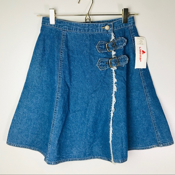 Liz Claiborne Dresses & Skirts - 4x$20**LIZWEAR Petite Jeans mini skirt 100% cotton